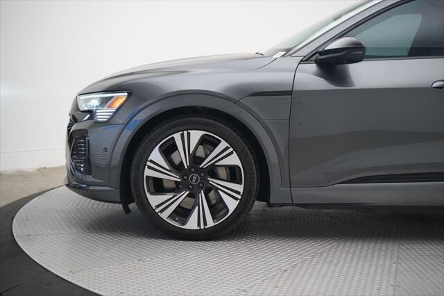 2024 Audi Q8