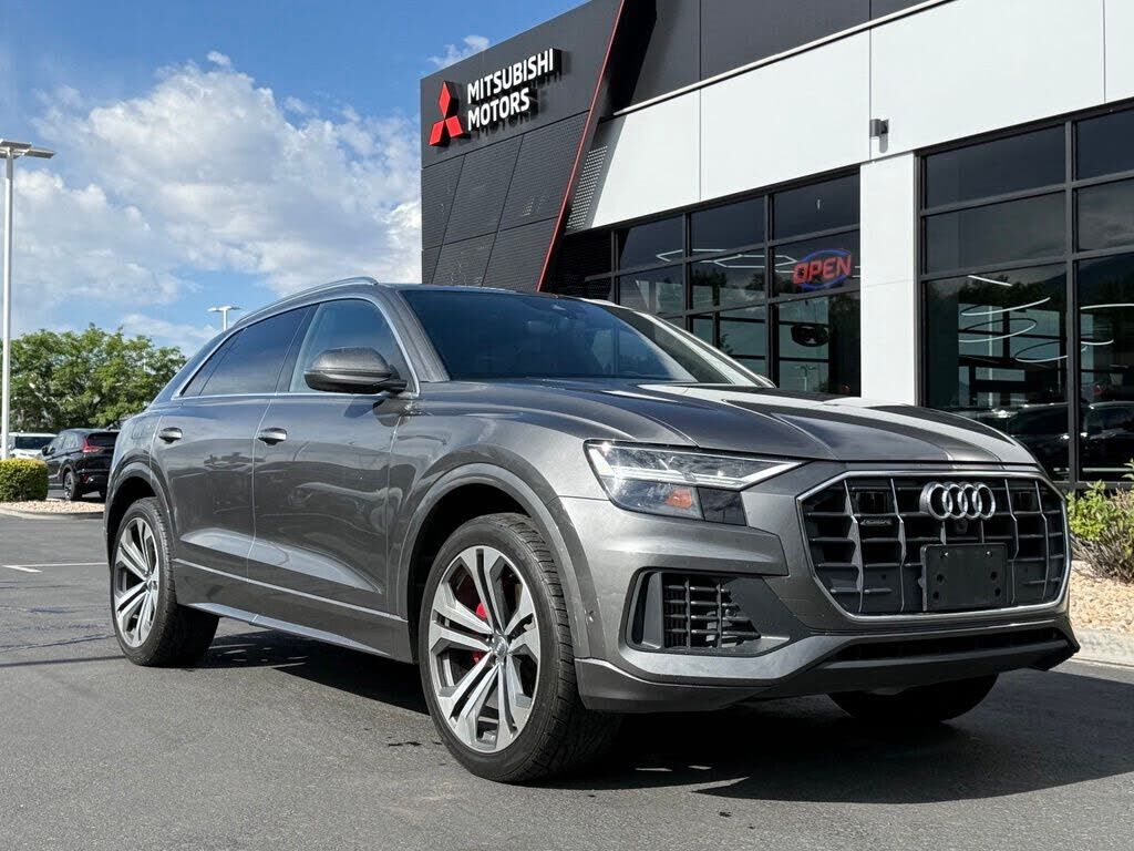 2019 AUDI Q8