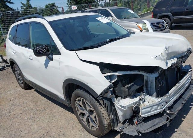 2021 SUBARU Forester