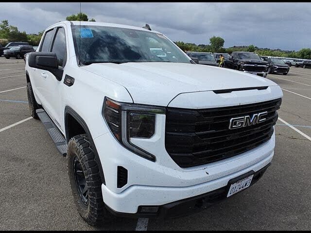2023 GMC Sierra