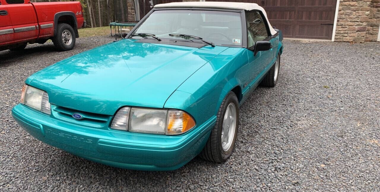 1992 FORD Mustang
