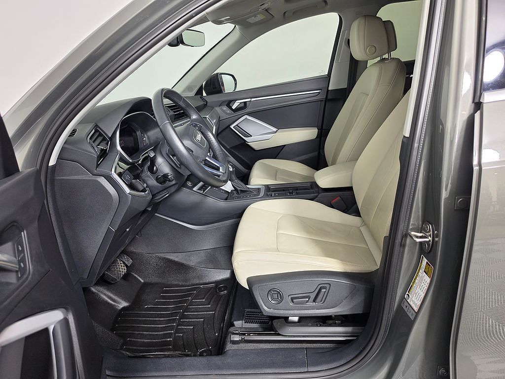 2022 Audi Q3