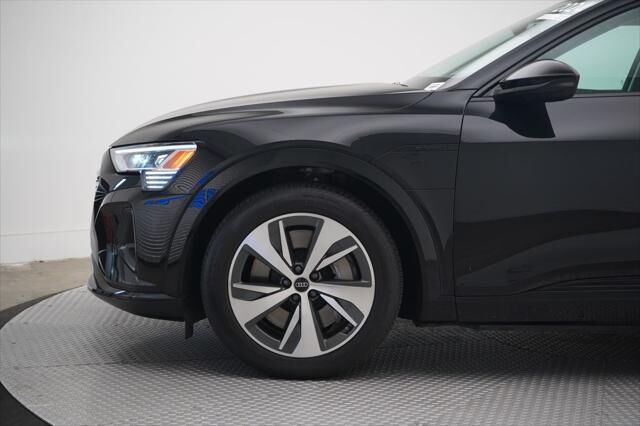 2024 Audi Q8