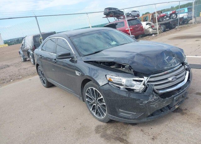 2017 FORD Taurus
