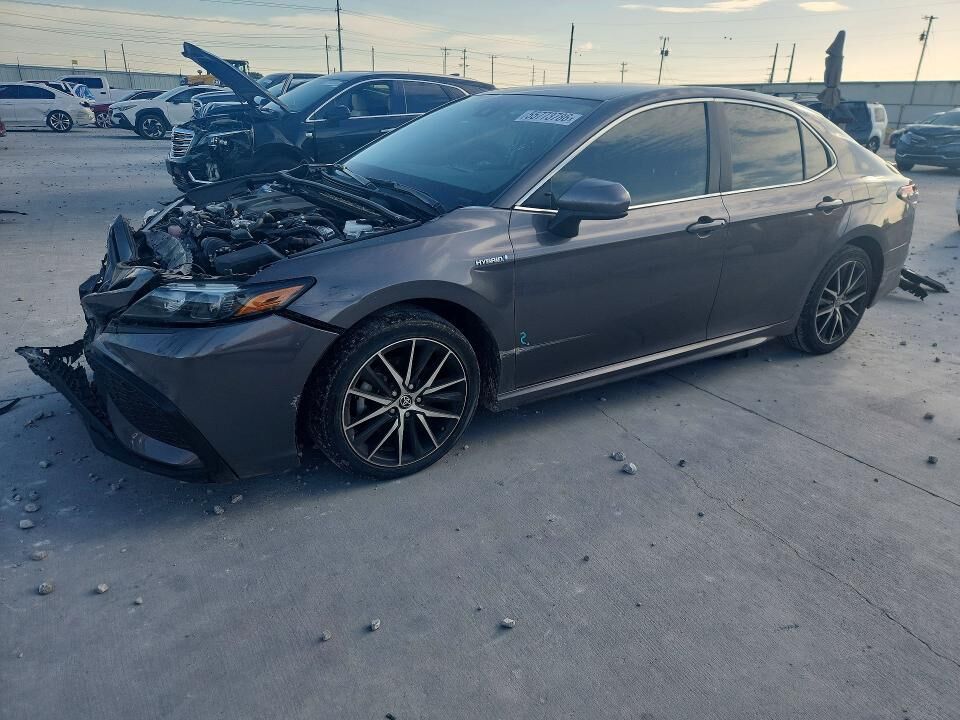 2021 TOYOTA Camry