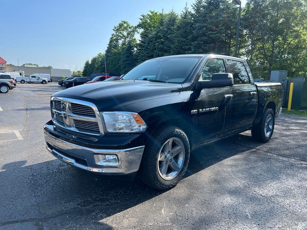 2012 DODGE Ram