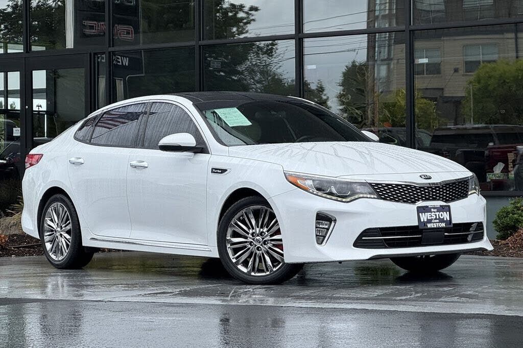 2018 KIA Optima