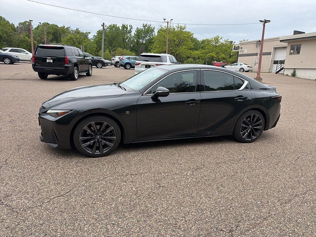 2024 LEXUS IS