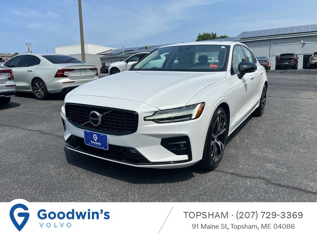 2025 VOLVO S60