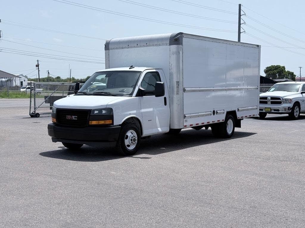 2021 GMC Savana
