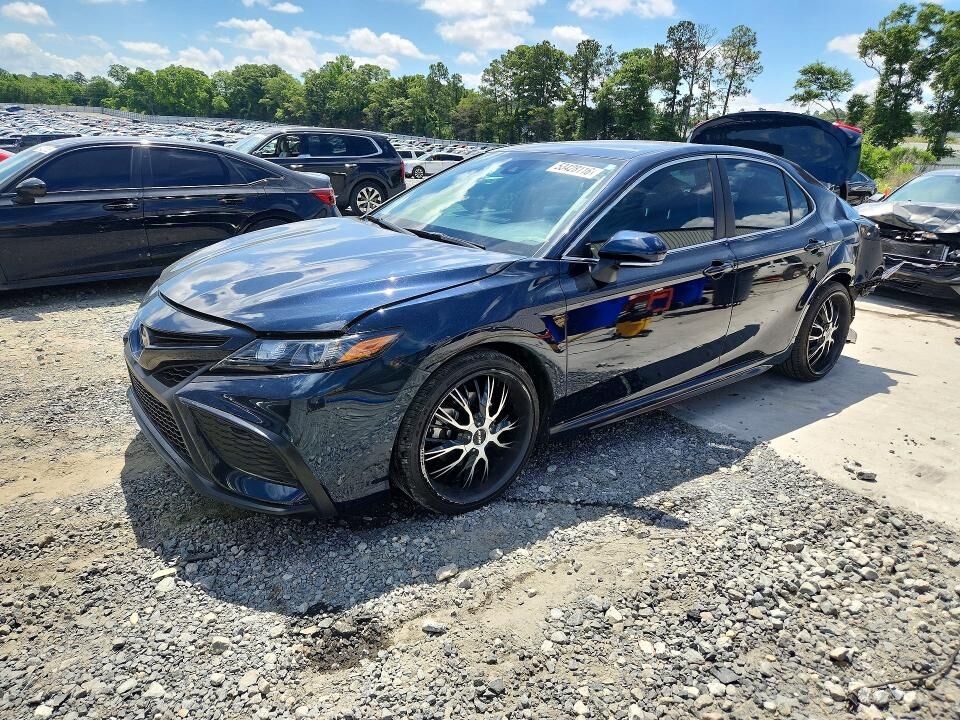 2021 TOYOTA Camry