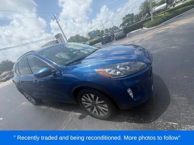 2022 FORD Escape