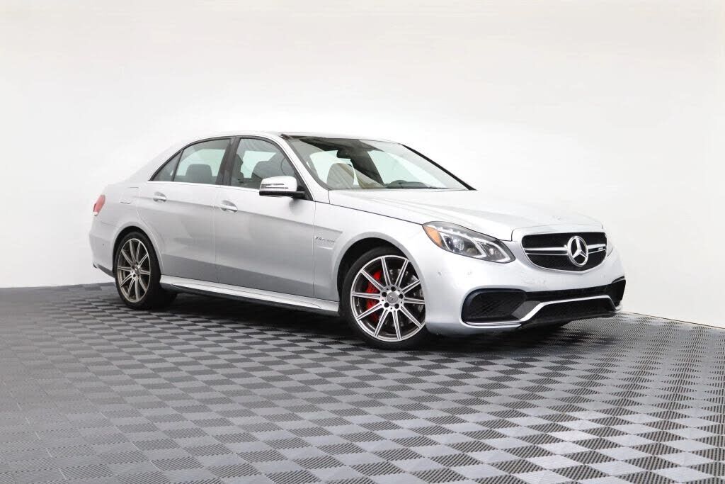 2016 MERCEDES-BENZ E-Class