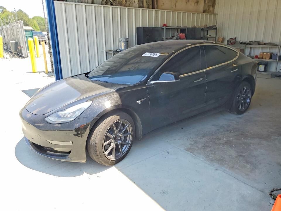 2018 TESLA Model 3