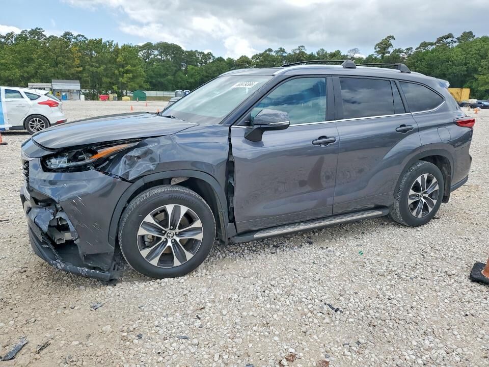 2023 TOYOTA Highlander