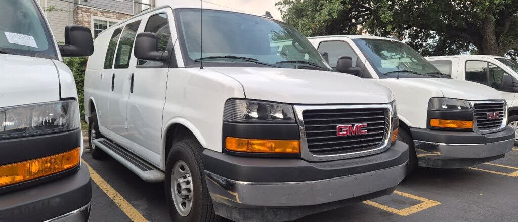 2025 GMC Savana
