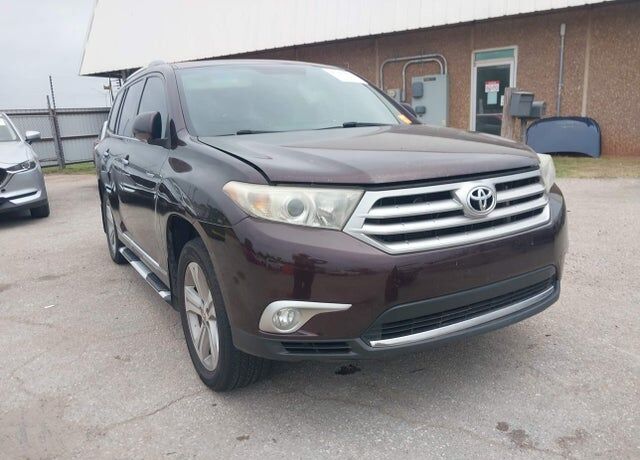2012 TOYOTA Highlander