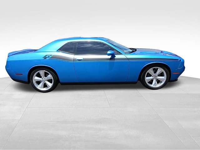 2016 DODGE Challenger