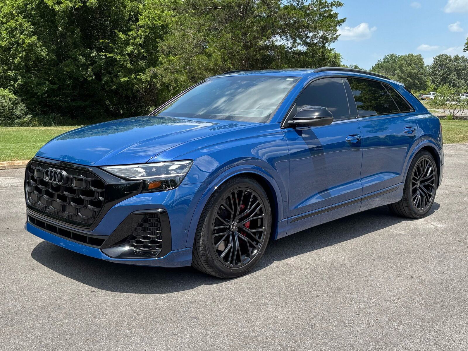 2024 Audi SQ8