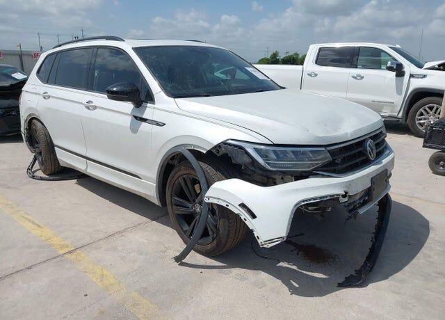 2023 VOLKSWAGEN Tiguan
