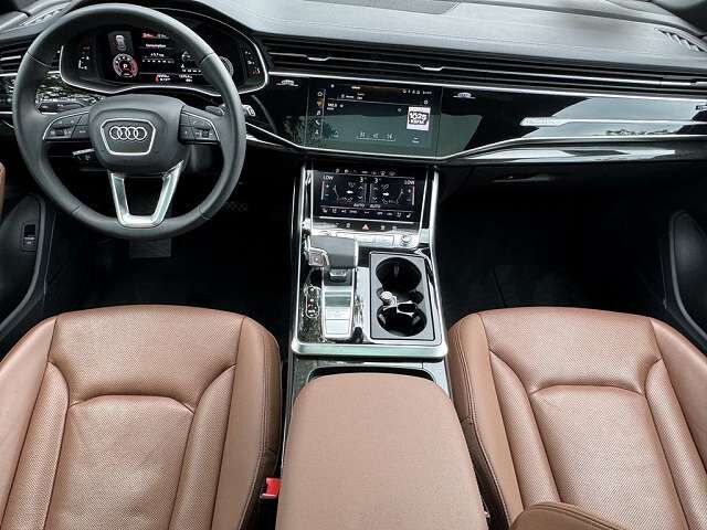 2023 Audi Q8