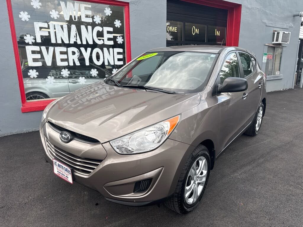 2011 HYUNDAI Tucson