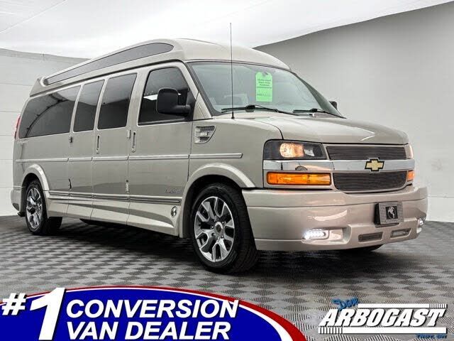 2022 CHEVROLET Express
