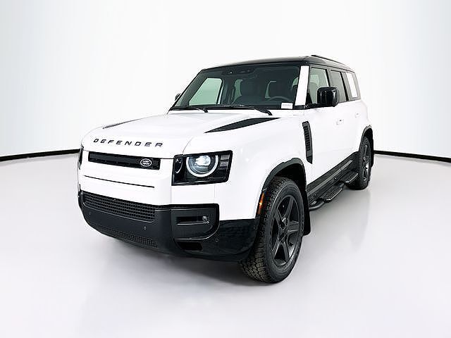 2026 LAND ROVER Defender