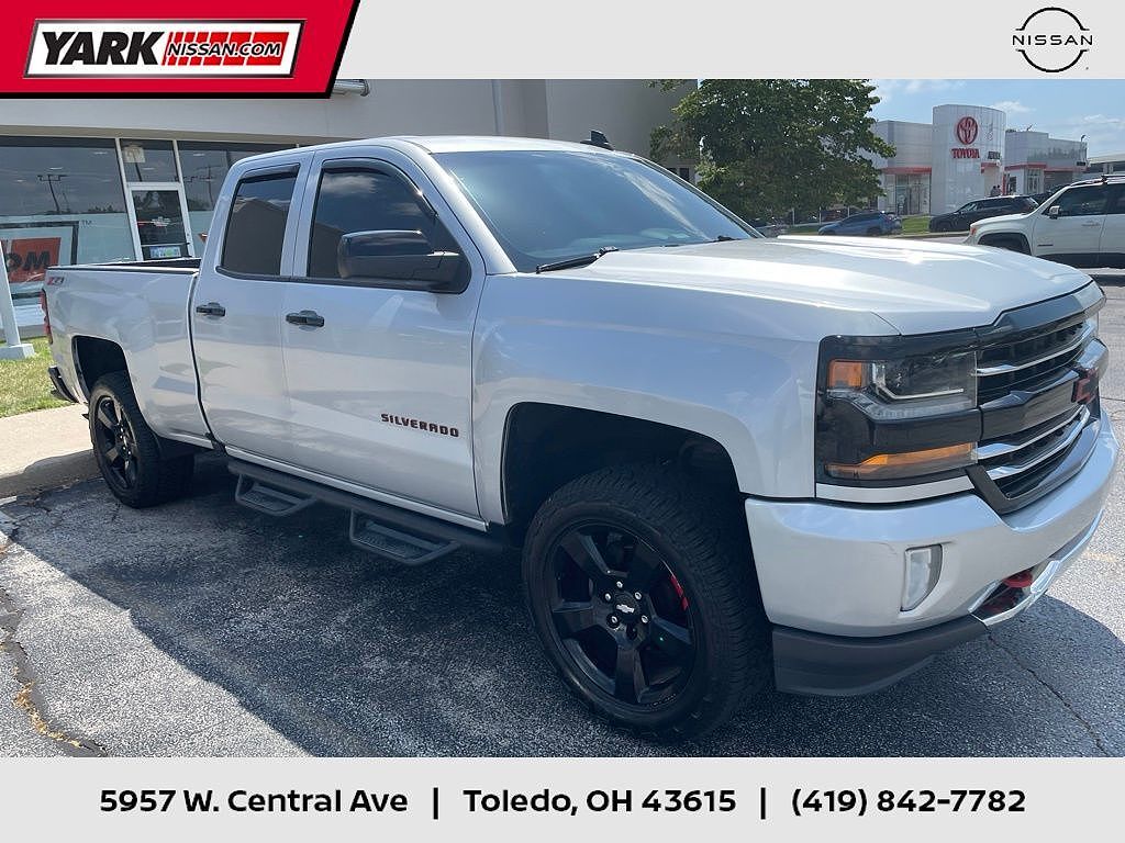 2017 CHEVROLET Silverado