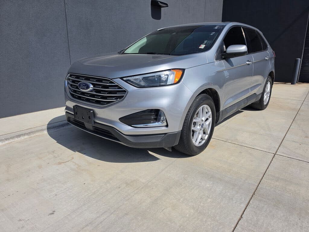 2022 FORD Edge