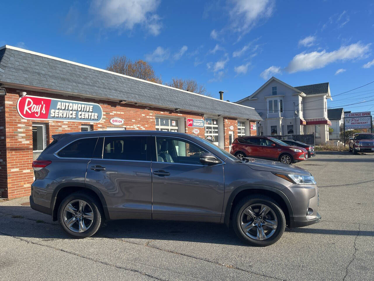 2019 TOYOTA Highlander