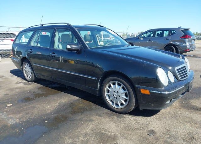 2002 MERCEDES-BENZ E-Class