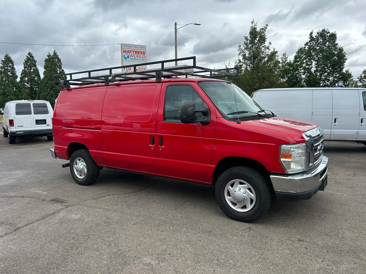 2013 FORD E-350