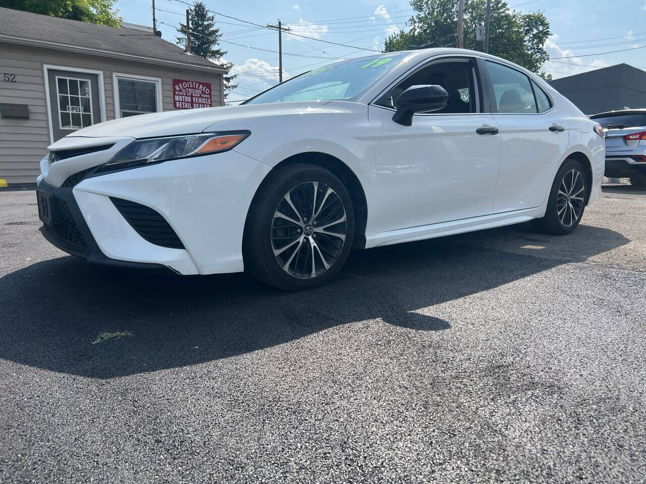 2019 TOYOTA Camry