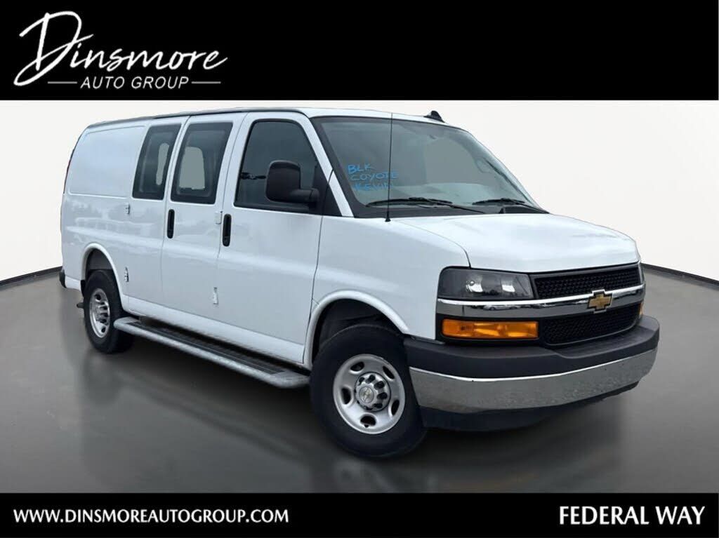 2025 CHEVROLET Express