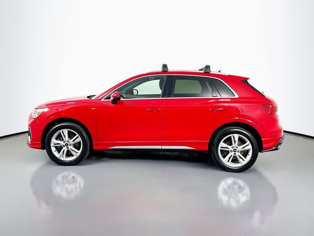 2022 Audi Q3