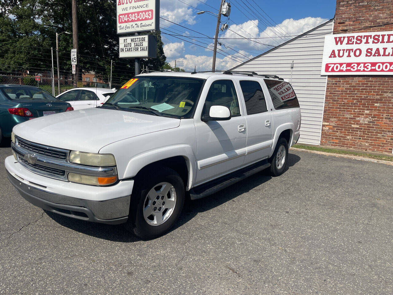2004 CHEVROLET Suburban