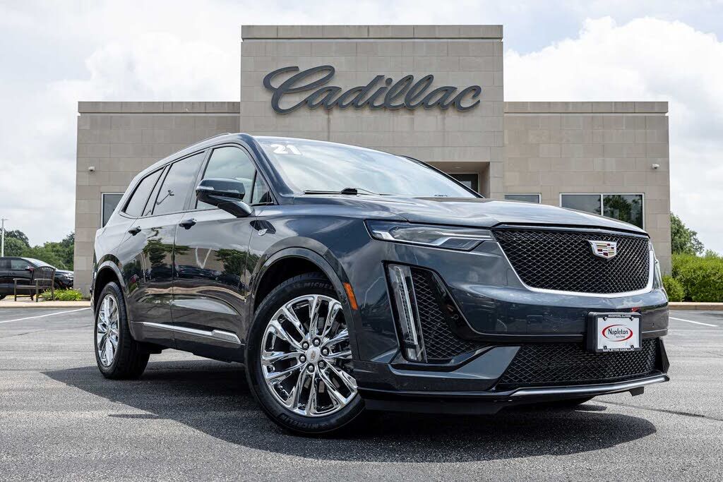2021 CADILLAC XT6