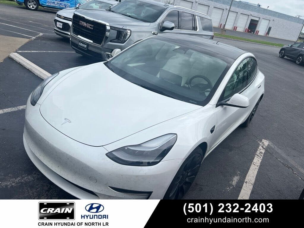 2023 TESLA Model 3