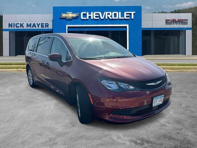 2023 CHRYSLER Voyager