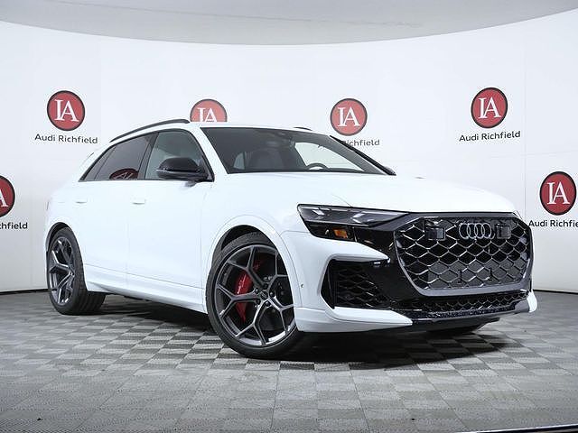 2026 AUDI RS Q8