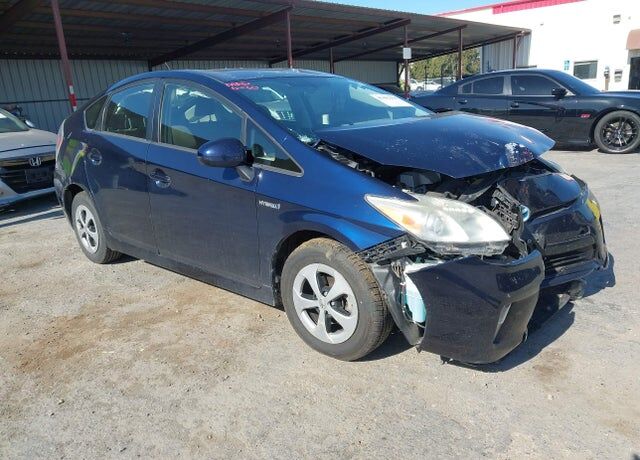 2013 TOYOTA PRIUS