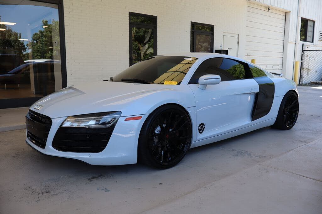 2014 AUDI R8