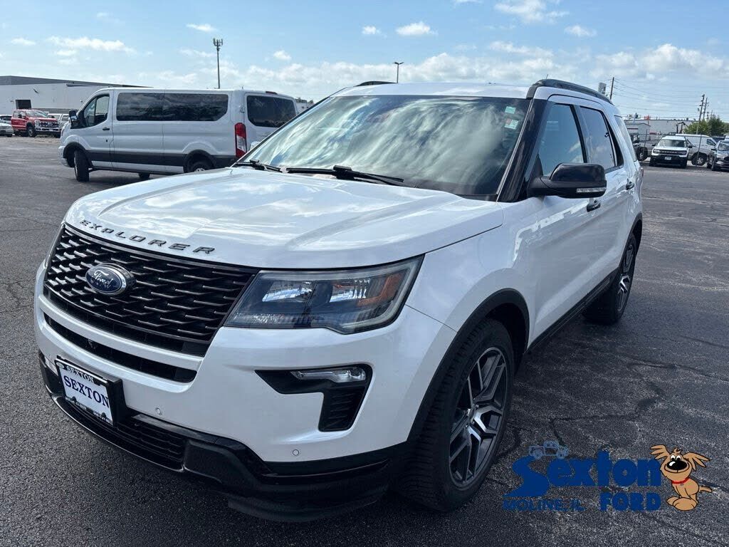 2018 FORD Explorer
