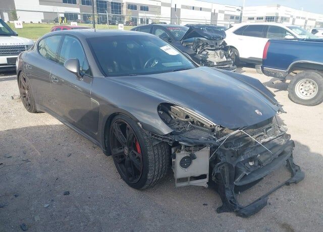 2015 PORSCHE Panamera