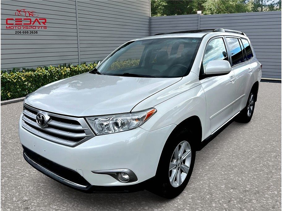 2012 TOYOTA Highlander