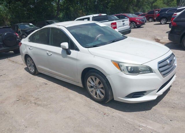 2015 SUBARU Legacy