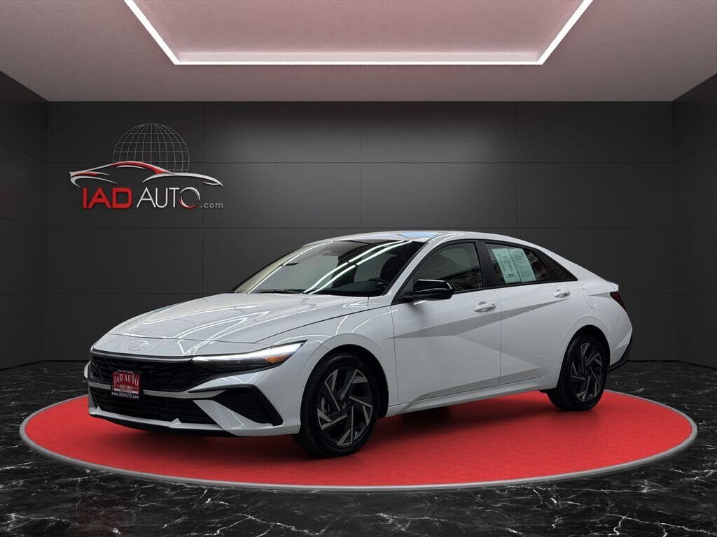 2025 HYUNDAI Elantra