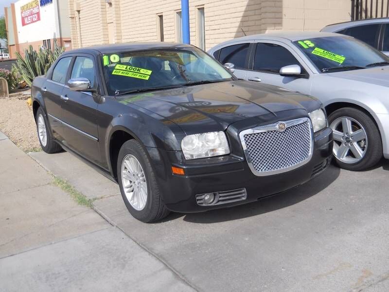 2010 CHRYSLER 300