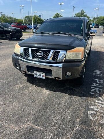 2010 NISSAN Titan